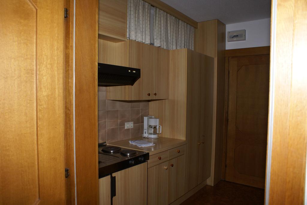 Haus Schuschnig Apartment Bad Kleinkirchheim Ruang foto