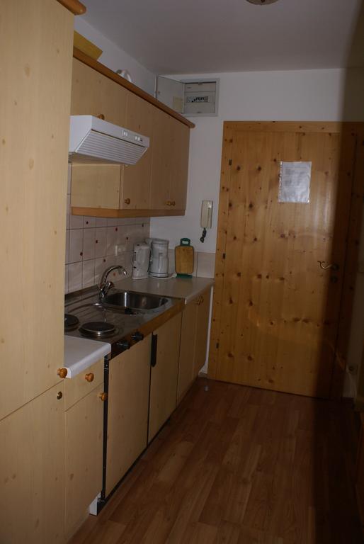 Haus Schuschnig Apartment Bad Kleinkirchheim Ruang foto
